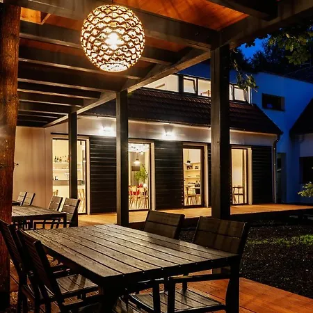 Blanko Guest house Nova Bystrice
